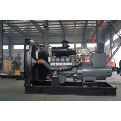 300kw威曼柴油發(fā)電機(jī)組-威曼8缸柴油機(jī)D15A2柴油發(fā)電機(jī)組,缸徑/行程：128/142mm,柴油發(fā)電機(jī)組水冷發(fā)動機(jī)功率363KW,柴油發(fā)電機(jī)組配套馬拉松斯坦福發(fā)電機(jī)。廠價直銷歡迎選購：13773399855。