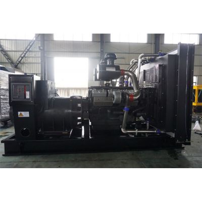 900kw卡得城仕柴油發(fā)電機(jī)組-卡得城仕12缸柴油機(jī)KD28H960柴油發(fā)電機(jī)組,缸徑/行程：138/165mm,柴油發(fā)電機(jī)組水冷發(fā)動機(jī)功率960KW,柴油發(fā)電機(jī)組配套馬拉松斯坦福發(fā)電機(jī)。廠價(jià)直銷歡迎選購：13773399855。