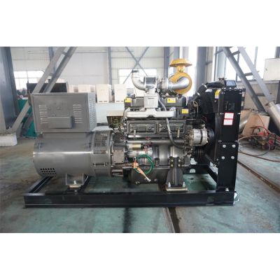 50kw濰柴裕興柴油發(fā)電機(jī)組-濰柴裕興4缸柴油機(jī)R4105ZD柴油發(fā)電機(jī)組,缸徑/行程：105/125mm,柴油發(fā)電機(jī)組水冷發(fā)動(dòng)機(jī)功率62KW,柴油發(fā)電機(jī)組配套馬拉松斯坦福發(fā)電機(jī)。廠價(jià)直銷(xiāo)歡迎選購(gòu)：13773399855。