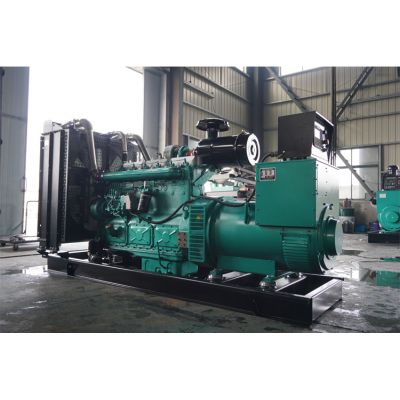 350kw上柴正新柴油發(fā)電機(jī)組-上柴正新6缸柴油機(jī)SC15G500D2柴油發(fā)電機(jī)組,缸徑/行程：135/165mm,柴油發(fā)電機(jī)組水冷發(fā)動機(jī)功率363KW,柴油發(fā)電機(jī)組配套馬拉松斯坦福發(fā)電機(jī)。廠價(jià)直銷歡迎選購：13773399855。
