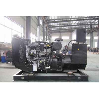 50kw珀金斯柴油發(fā)電機組-珀金斯4缸柴油機1104A-44TG1柴油發(fā)電機組,缸徑/行程：105/127mm,柴油發(fā)電機組水冷發(fā)動機功率66KW,柴油發(fā)電機組配套馬拉松斯坦福發(fā)電機。廠價直銷歡迎選購：13773399855。
