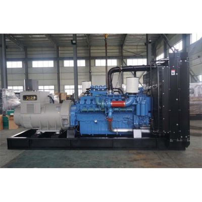 2500kw奔馳柴油發(fā)電機組-奔馳20缸柴油機20V4000G63柴油發(fā)電機組,缸徑/行程：170/210mm,柴油發(fā)電機組水冷發(fā)動機功率2670KW,柴油發(fā)電機組配套馬拉松斯坦福發(fā)電機。廠價直銷歡迎選購：13773399855。