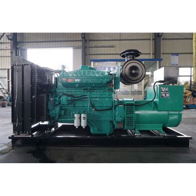 300kw重慶康明斯柴油發(fā)電機(jī)組-重慶康明斯6缸柴油機(jī)NTA855-G2柴油發(fā)電機(jī)組,缸徑/行程：140/152mm,柴油發(fā)電機(jī)組水冷發(fā)動(dòng)機(jī)功率321KW,柴油發(fā)電機(jī)組配套馬拉松斯坦福發(fā)電機(jī)。廠價(jià)直銷歡迎選購(gòu)：13773399855。
