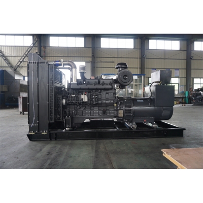 600kw上柴動(dòng)力柴油發(fā)電機(jī)組-上柴股份6缸柴油機(jī)6KTAA25-G33柴油發(fā)電機(jī)組,缸徑/行程：170/185mm,柴油發(fā)電機(jī)組水冷發(fā)動(dòng)機(jī)功率684KW,柴油發(fā)電機(jī)組配套馬拉松斯坦福發(fā)電機(jī)。廠價(jià)直銷歡迎選購(gòu)：13773399855。