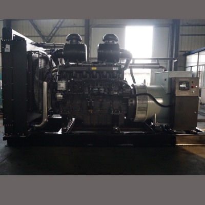 600kw上柴動(dòng)力柴油發(fā)電機(jī)組-上柴股份6缸柴油機(jī)6KTAA25-G39柴油發(fā)電機(jī)組,缸徑/行程：170/185mm,柴油發(fā)電機(jī)組水冷發(fā)動(dòng)機(jī)功率629KW,柴油發(fā)電機(jī)組配套馬拉松斯坦福發(fā)電機(jī)。廠價(jià)直銷歡迎選購(gòu)：13773399855。