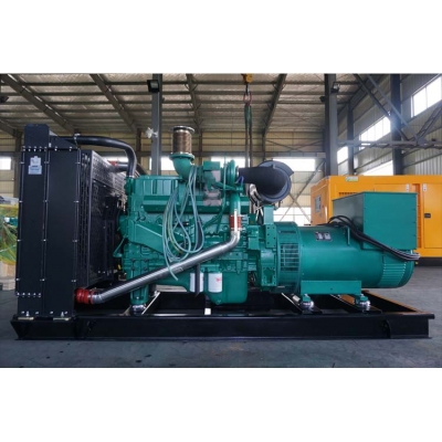 300kw玉柴柴油發(fā)電機組-玉柴6缸柴油機YC6MJ500L-D21柴油發(fā)電機組,缸徑/行程：131/145mm,柴油發(fā)電機組水冷發(fā)動機功率367kW,柴油發(fā)電機組配套馬拉松斯坦福發(fā)電機。廠價直銷歡迎選購：13773399855。
